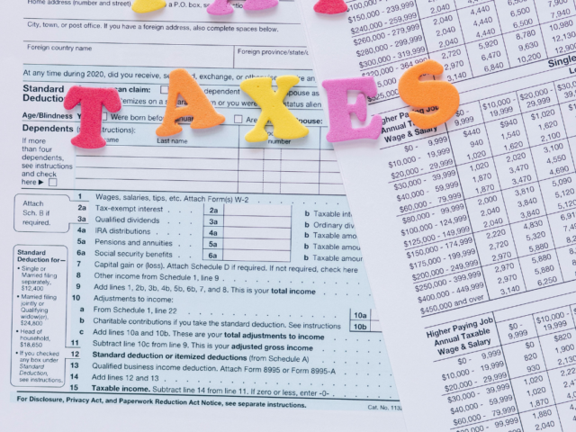 Monthly vs. Annual Bookkeeping: What’s Cheaper?